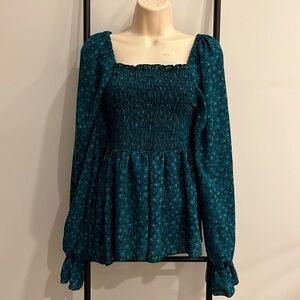Haptics by Holly Harper Women’s Size M Teal Smocked Ditzy Floral Ruffle Blouse